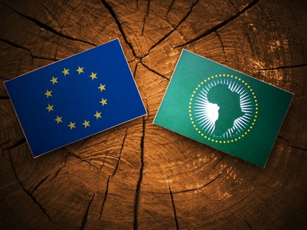 Zastavi Evropske unije in Afriške unije. Vir: Pixabay