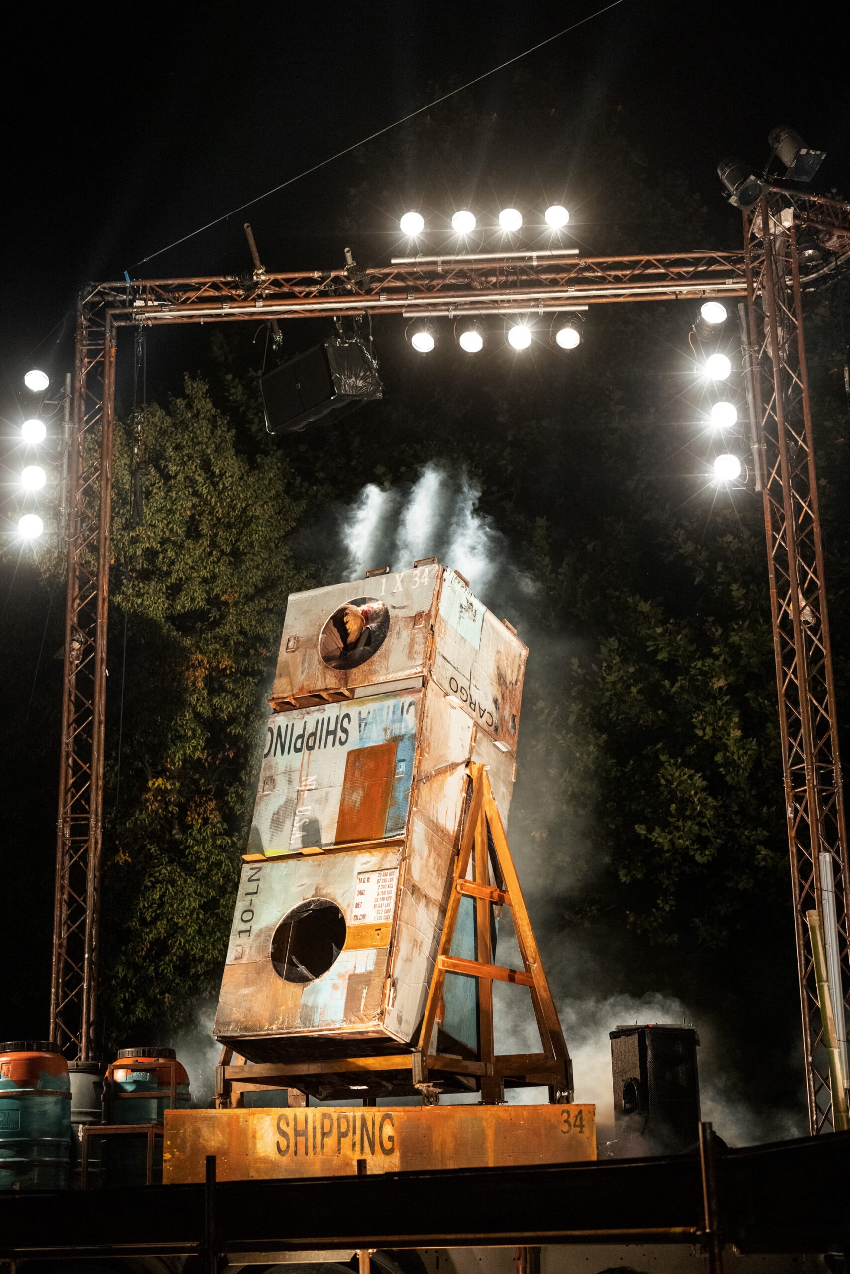 Akrobatsko-cirkuška predstava Climate of Change v Novi Gorici. Foto: Domen Grögl