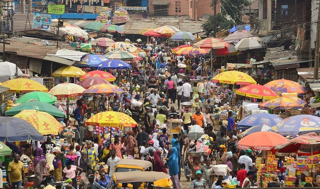 Lagos, drugo največje mesto v Afriki, ima 15 milijonov prebivalcev. Foto: Wikimedia Commons