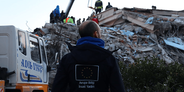 Potres: Evropska komisija in švedsko predsedstvo EU bosta gostila mednarodno donatorsko konferenco v podporo ljudem v Turčiji in Siriji