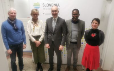 Delovni sestanek na MZEZ glede sodelovanje z MZEZ na področju globalnega učenja, mednarodnih partnerstev in humanitarne pomoči.